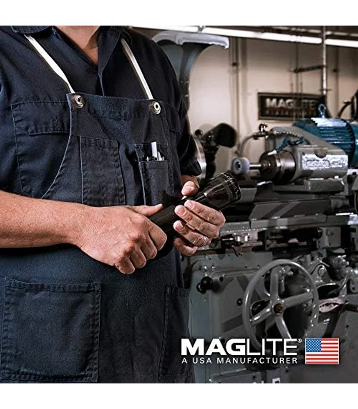 Maglite Heavy-Duty Incandescent 3-Cell D Flashlight, Black